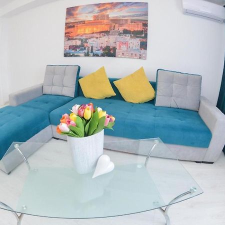 Spacious And Modern Apartment Close To Old City Bukarest Exteriör bild